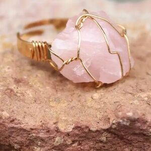 Rose Quartz Pink Crystal Wire-Wrapped Adjustable Ring • NWOT